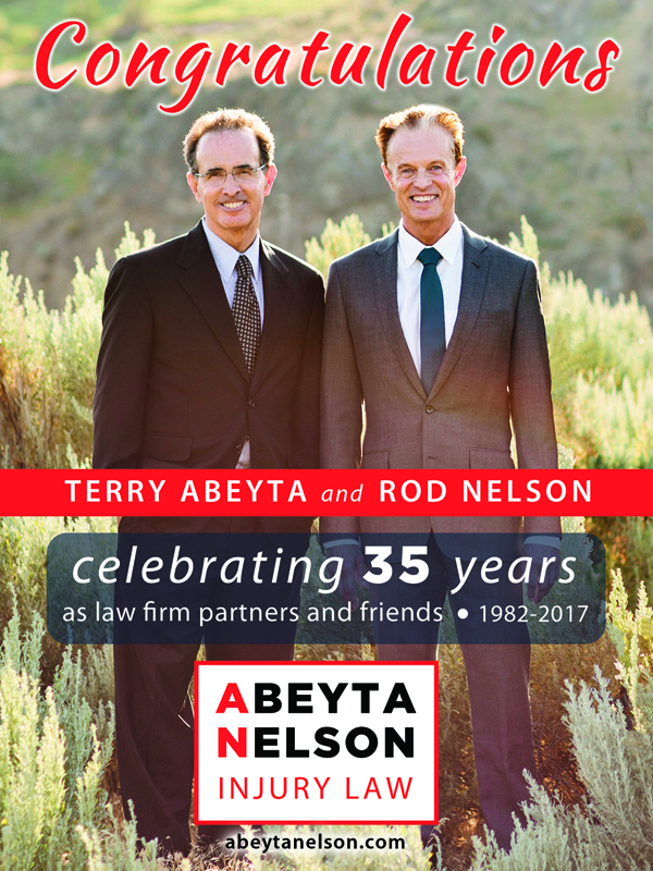 Terry Abeyta y Rod Nelson, abogados de lesiones personales de Central Washington, celebran 35 años como socios legales